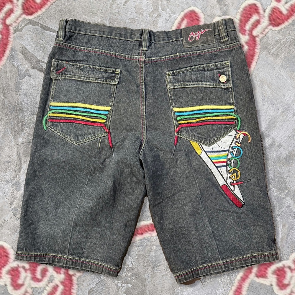 Vintage Y2K COOGI Gray Baggy Embroidered Sneakers Colour Lined Design Jorts